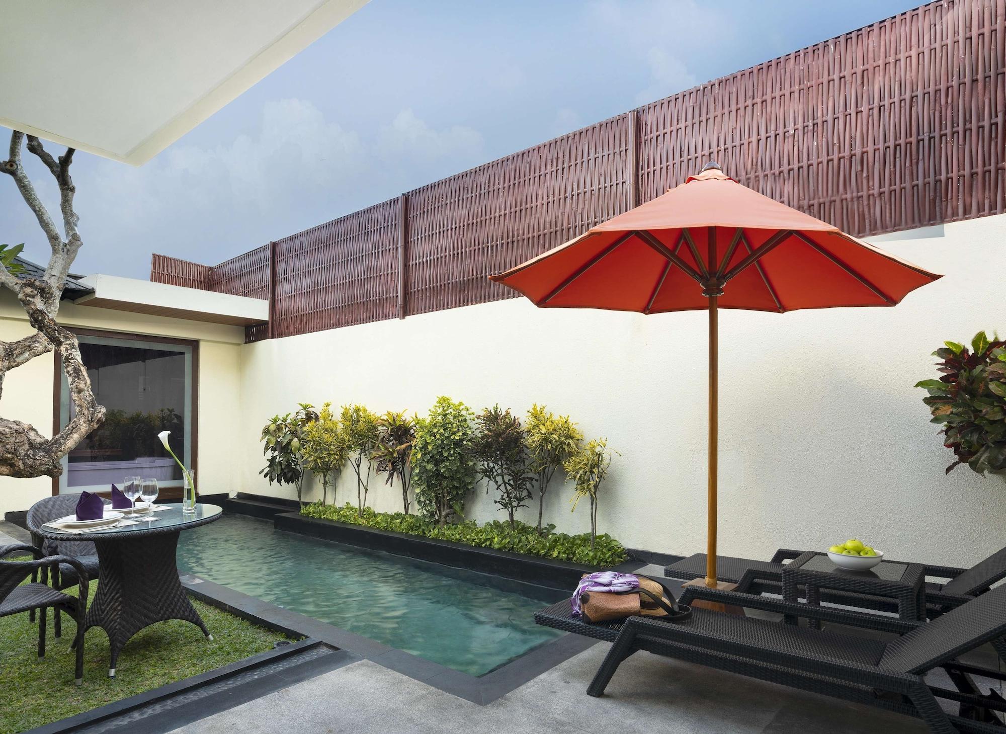 Avani Seminyak Bali Resort - CHSE Certified Esterno foto